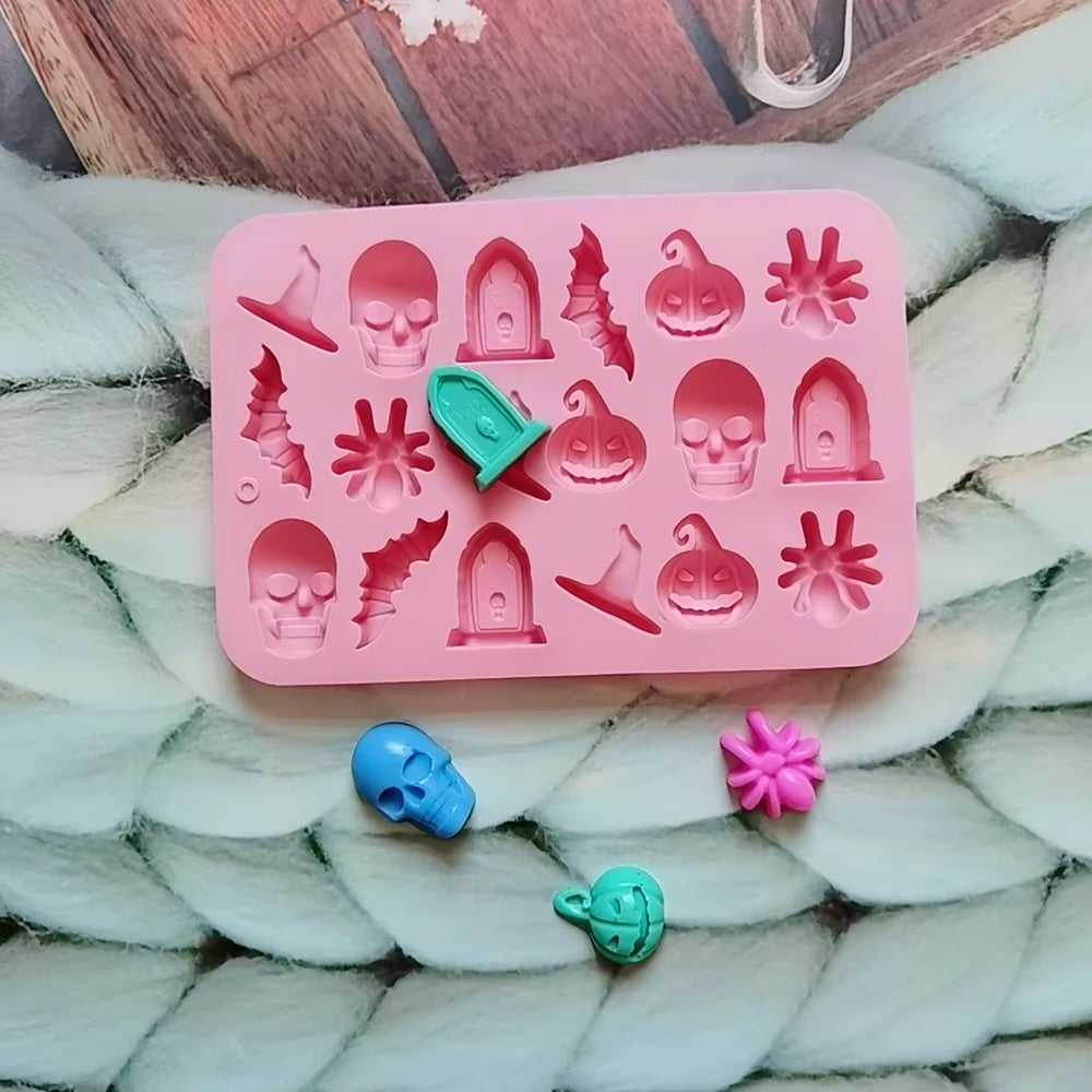 18 Cavities Halloween Silicone Molds Ghost Pumpkin Bat Skull Witch Hat for DIY Halloween Chocolate Candy Baking Mold